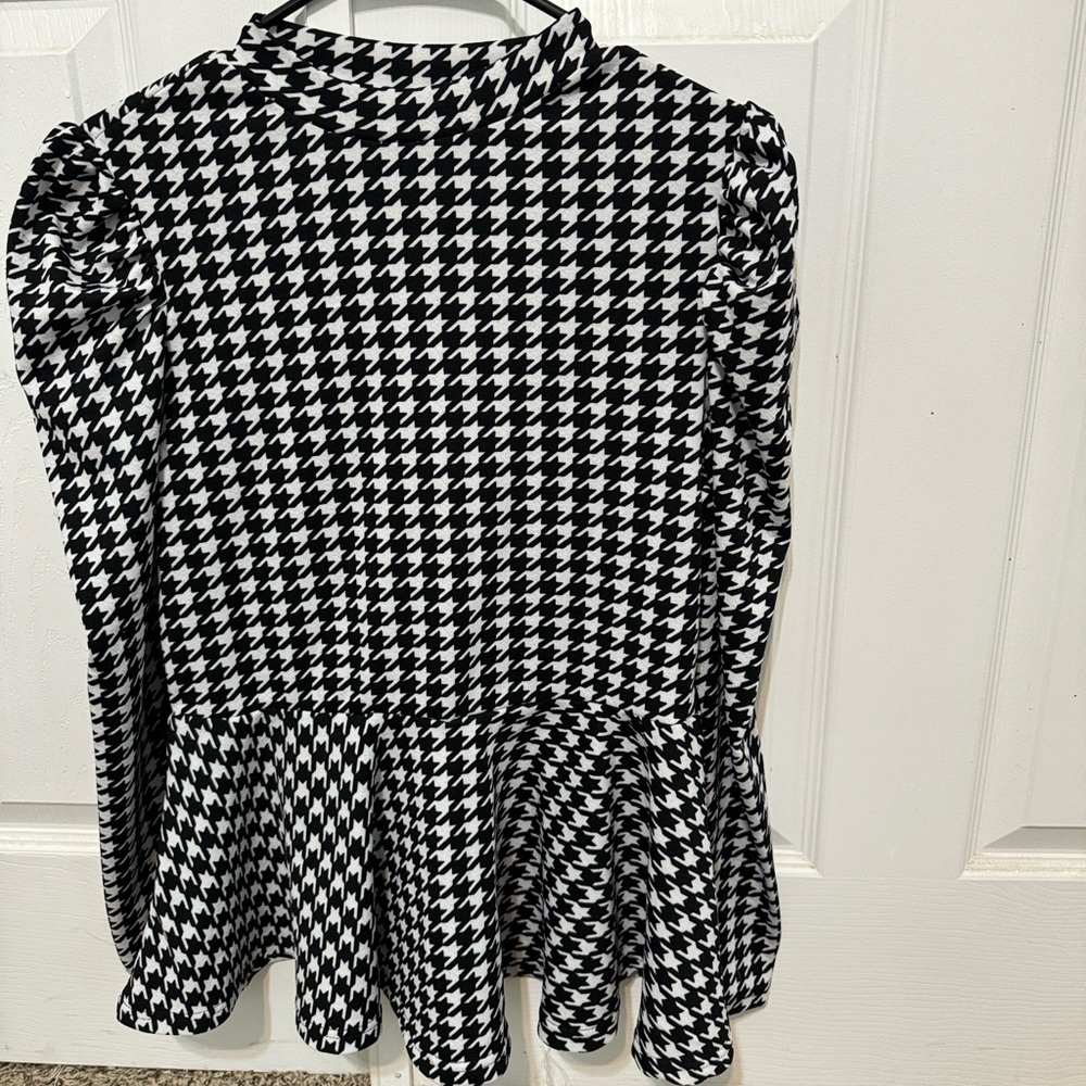 Houndstooth blouse